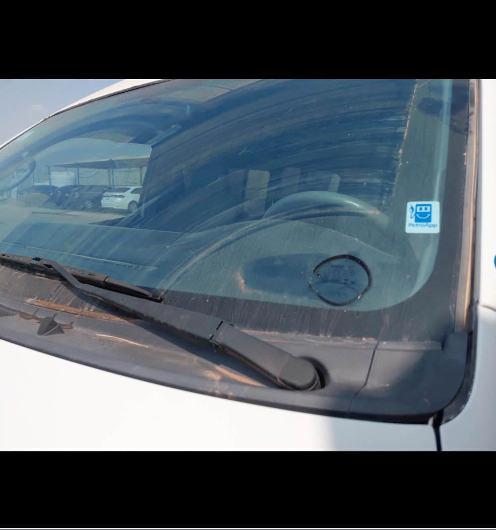 Toyota Hiace Bus  2010 image