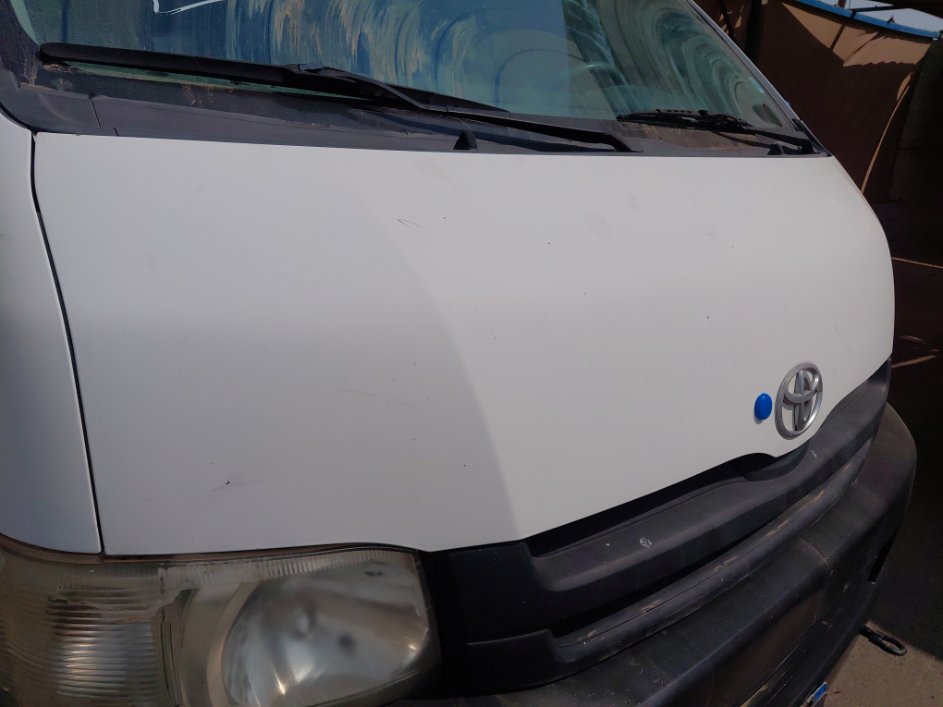 Toyota Hiace Bus  2010 image