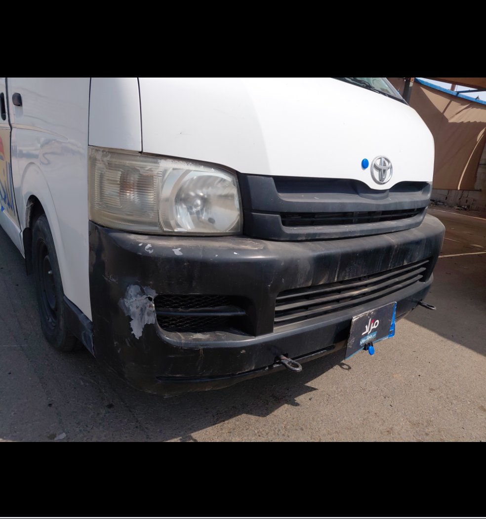 Toyota Hiace Bus  2010 image