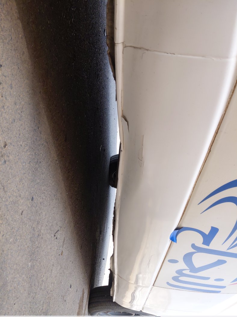 Toyota Hiace Bus  2010 image