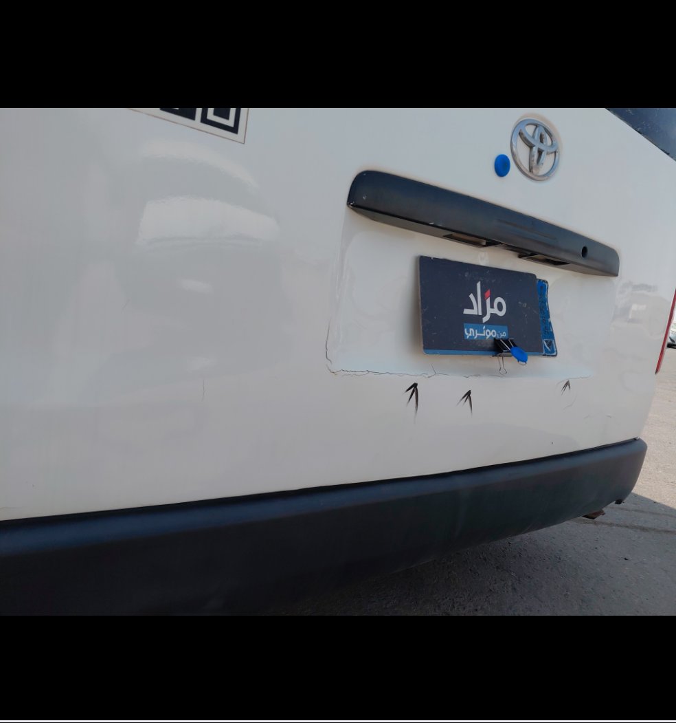 Toyota Hiace Bus  2010 image