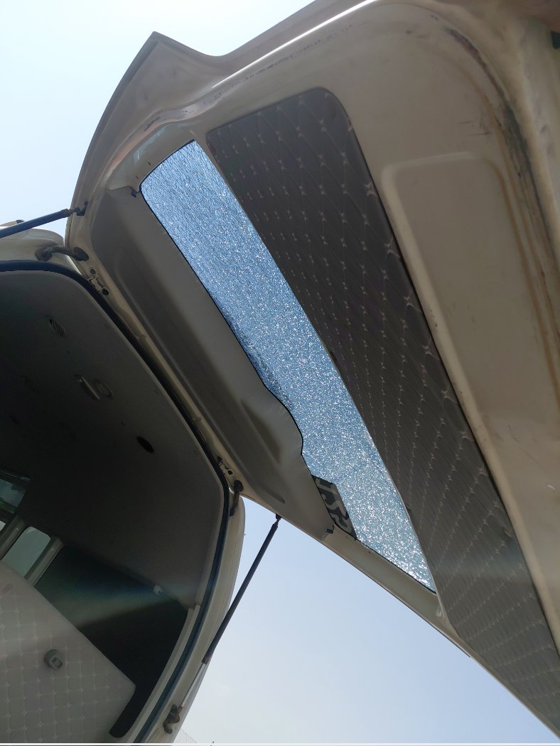 Toyota Hiace Bus  2010 image