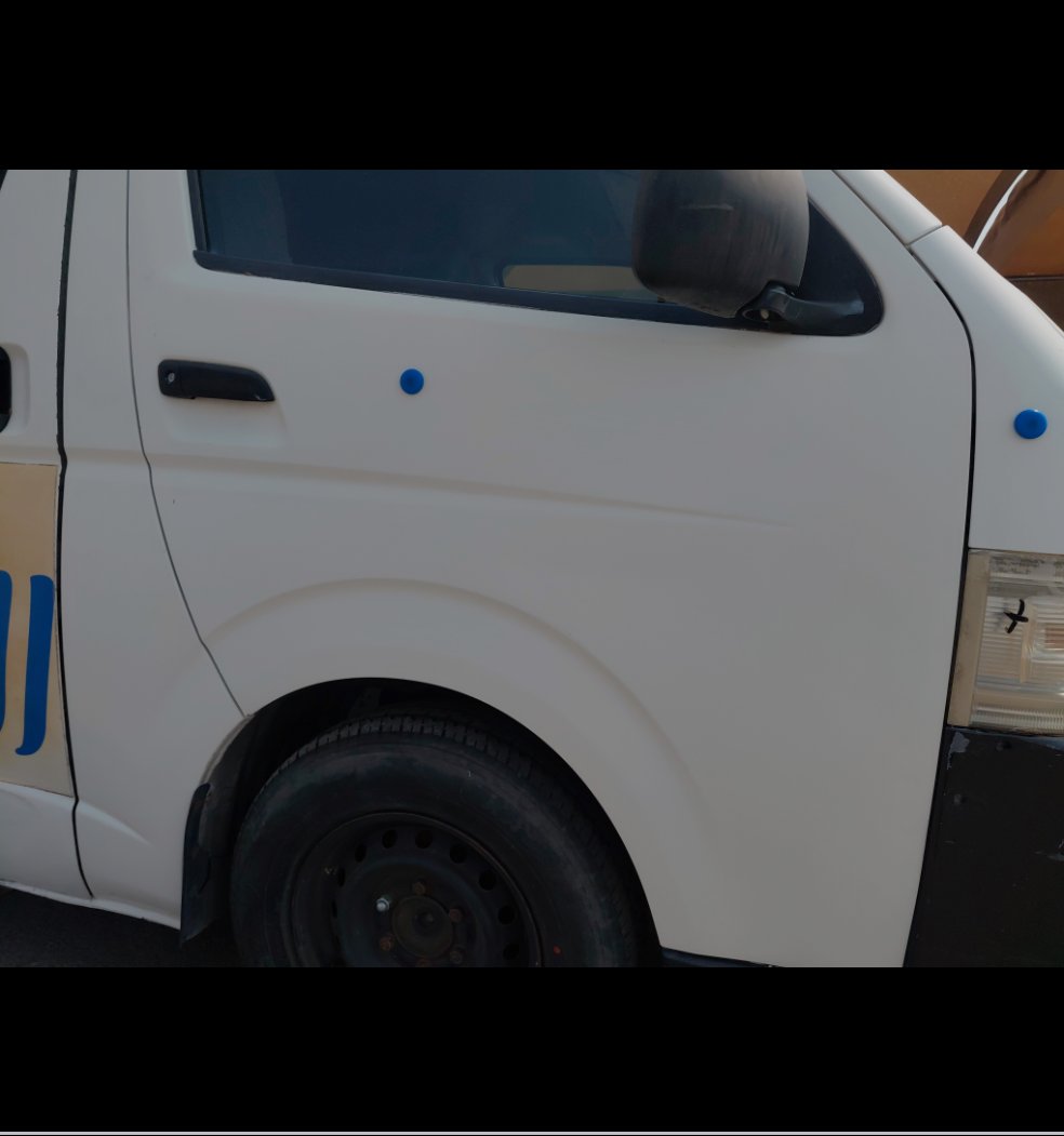 Toyota Hiace Bus  2010 image