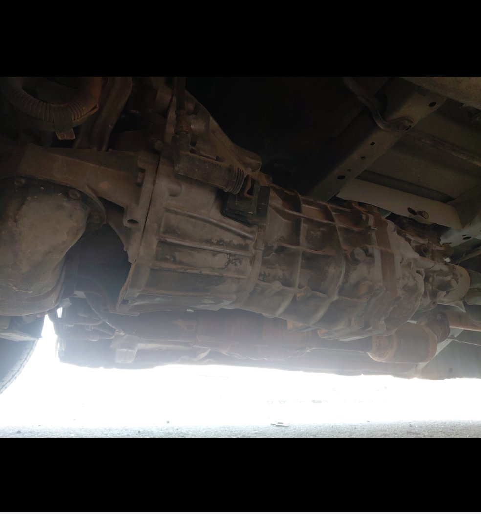 Toyota Hiace Bus  2010 image