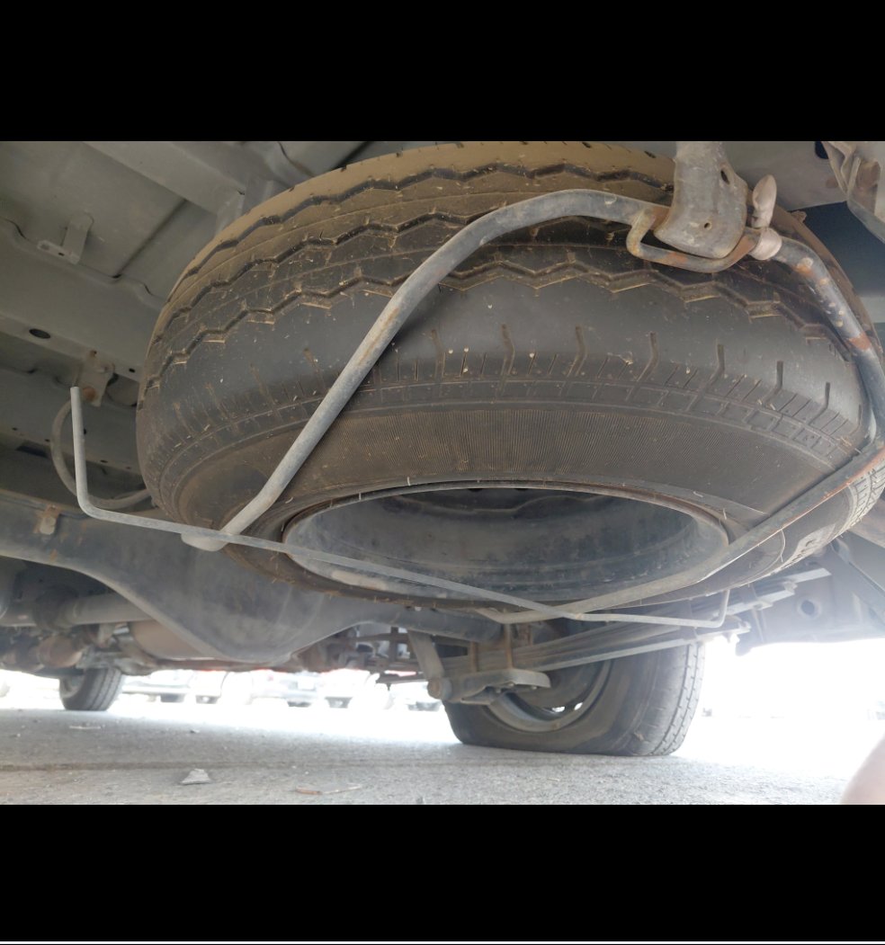 Toyota Hiace Bus  2010 image