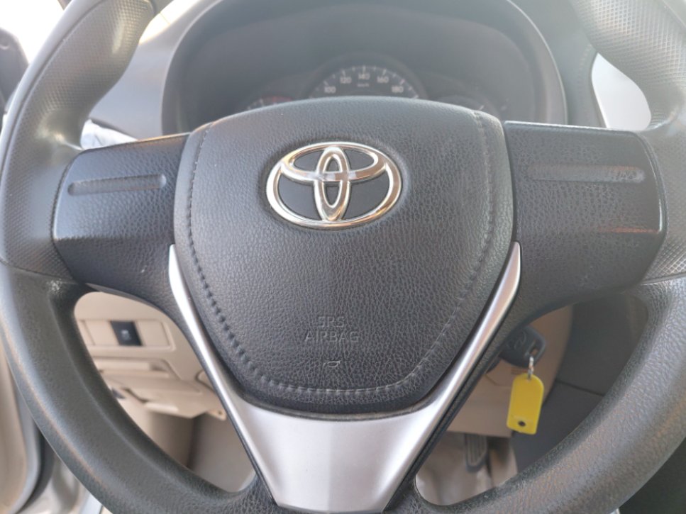 تويوتا يارس Y 2018 image