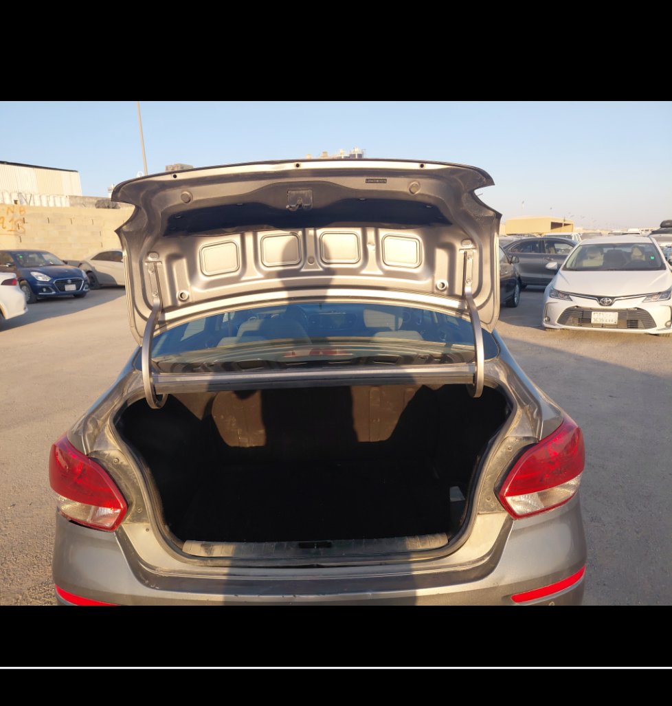 كيا بيجاس اي اكس 2021 image