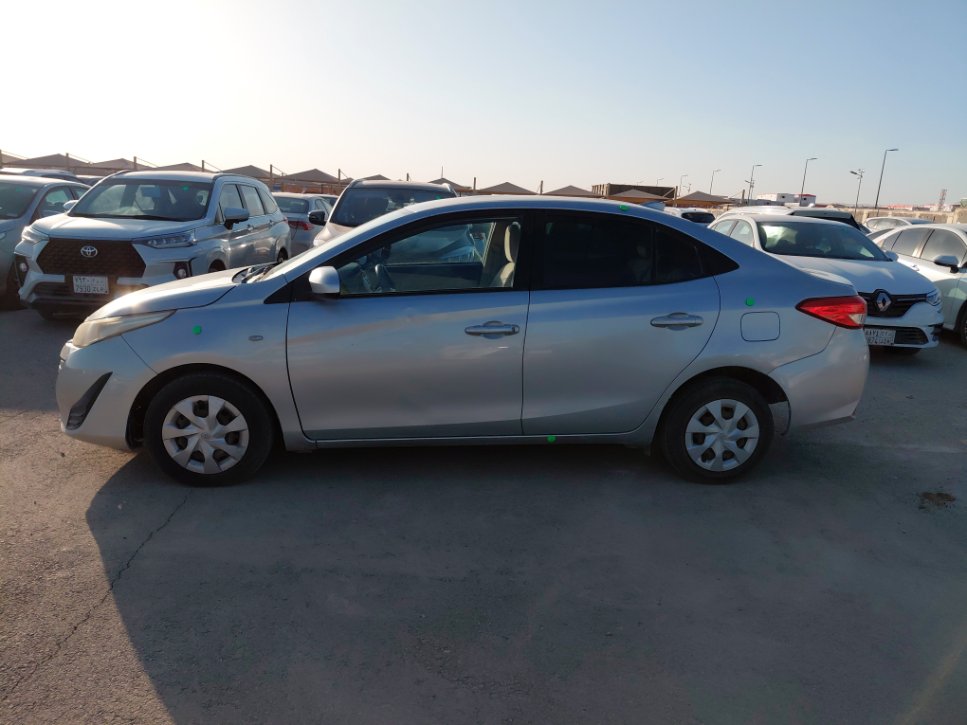 تويوتا يارس Y 2018 image