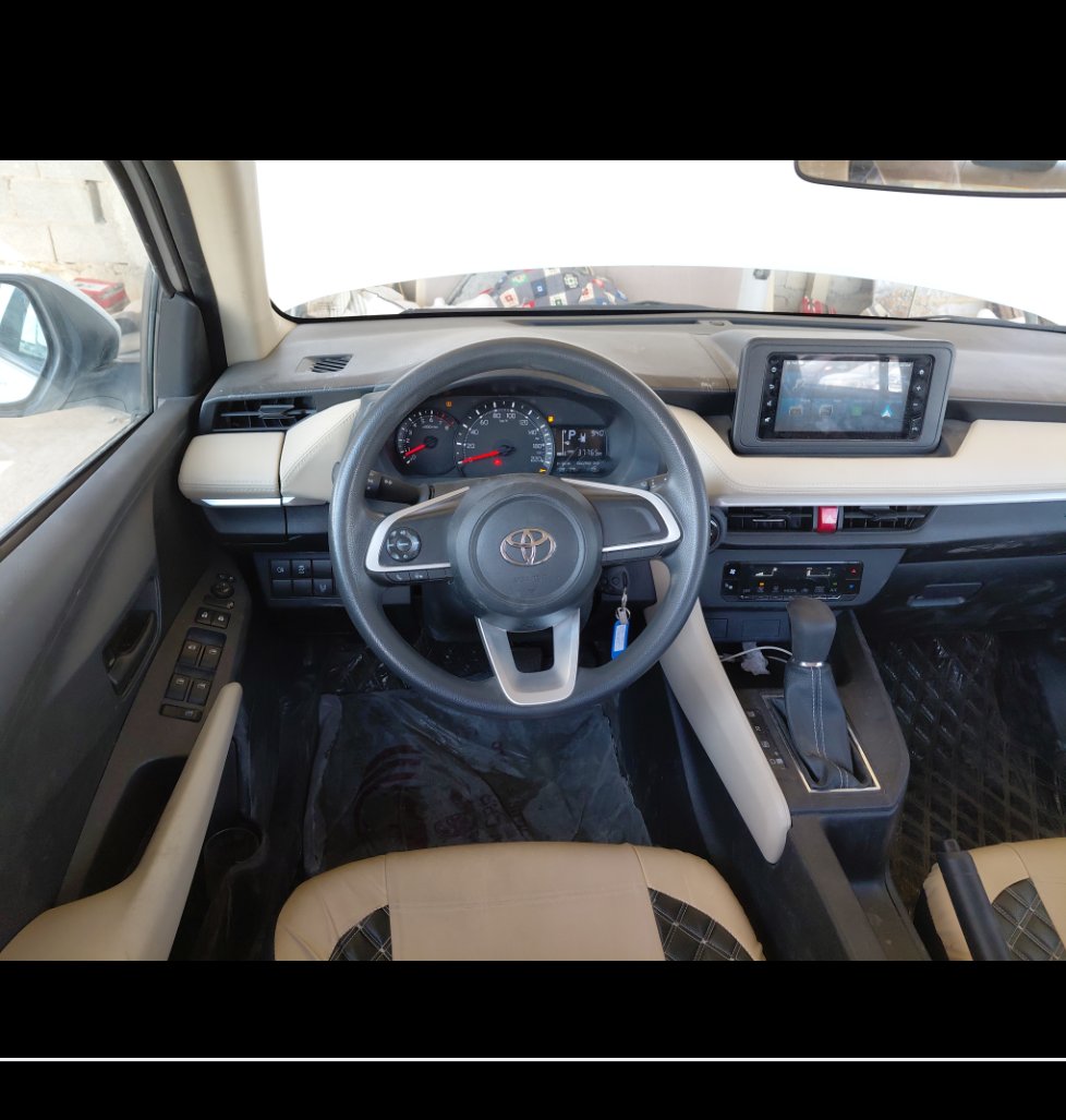 تويوتا يارس Y 2024 image