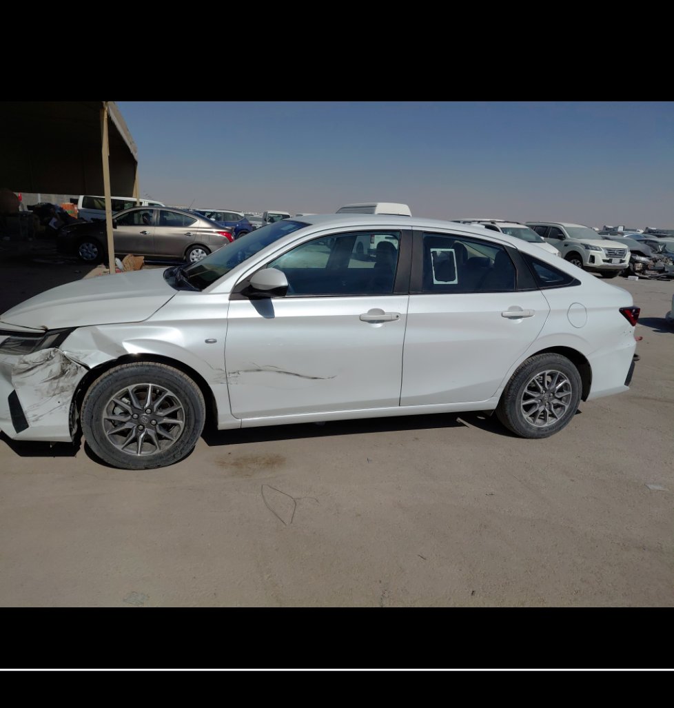 تويوتا يارس Y 2024 image