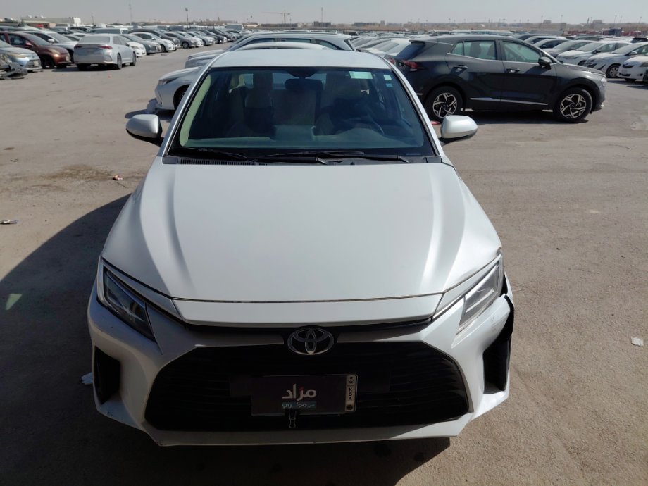 تويوتا يارس Y 2024