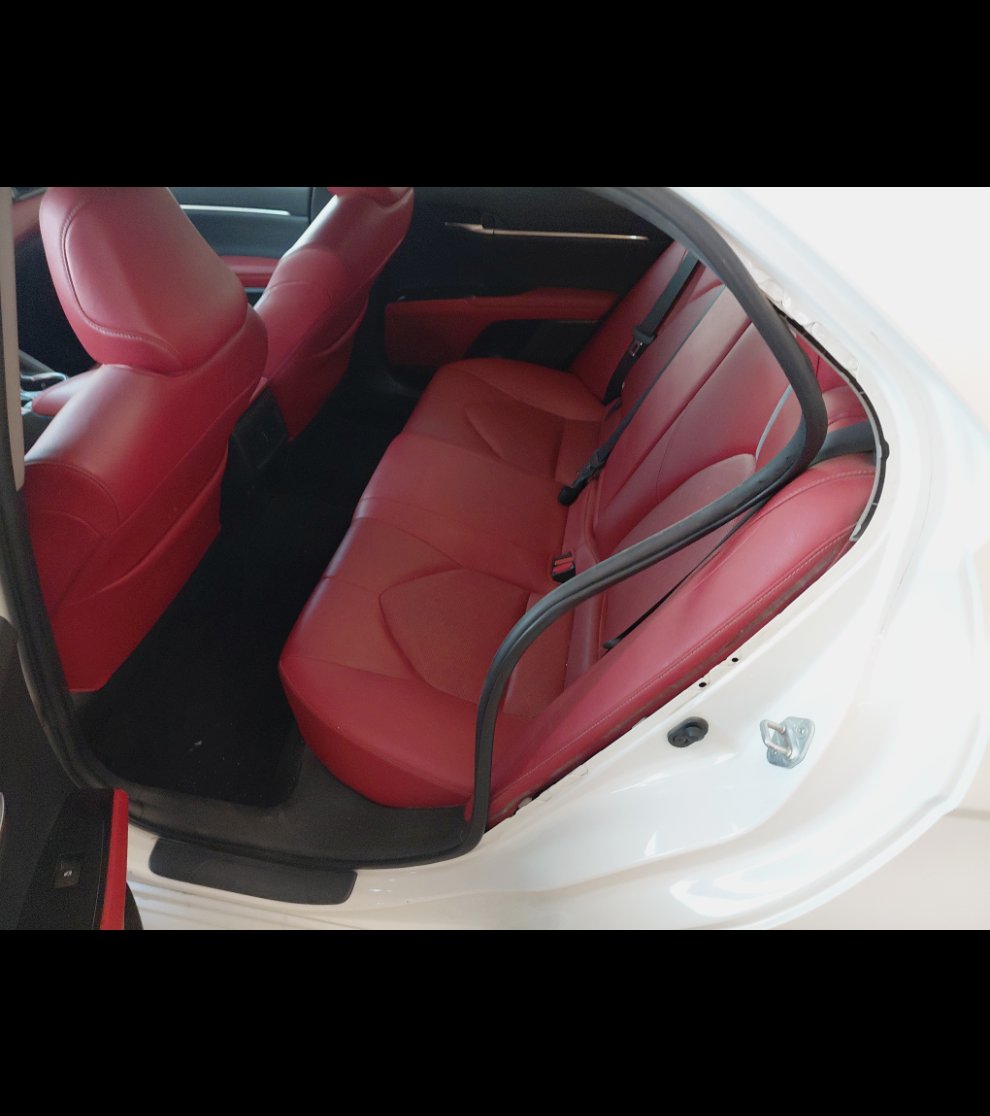 Toyota Camry SE - 8SX - 2020 image