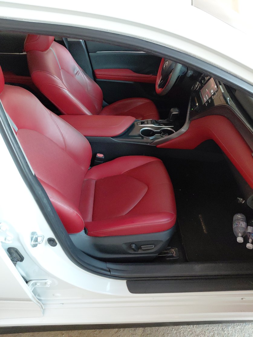 Toyota Camry SE - 8SX - 2020 image