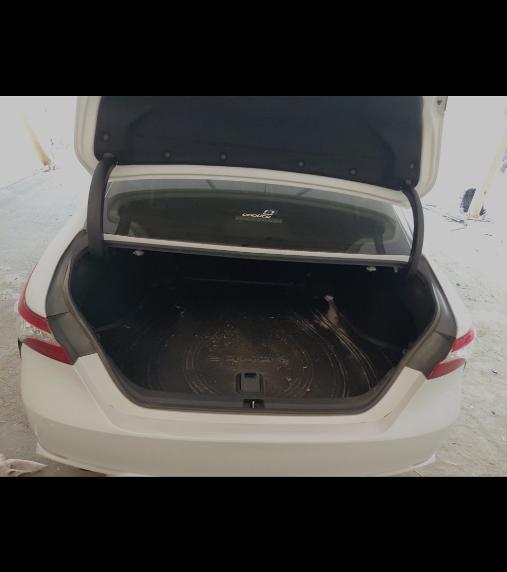 Toyota Camry SE - 8SX - 2020 image