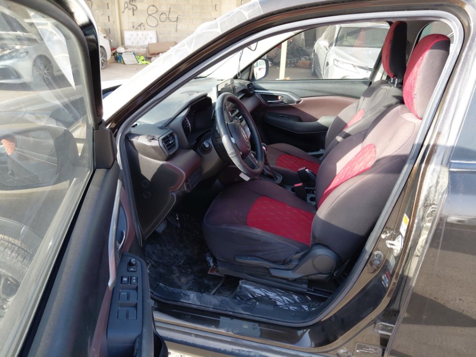 تويوتا اوربان كروز GL 2023 image