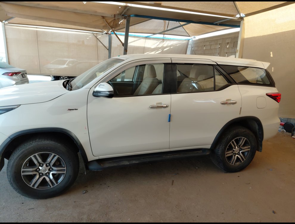 Toyota Fortuner GX2 SPORTS UTILITY 2021 image