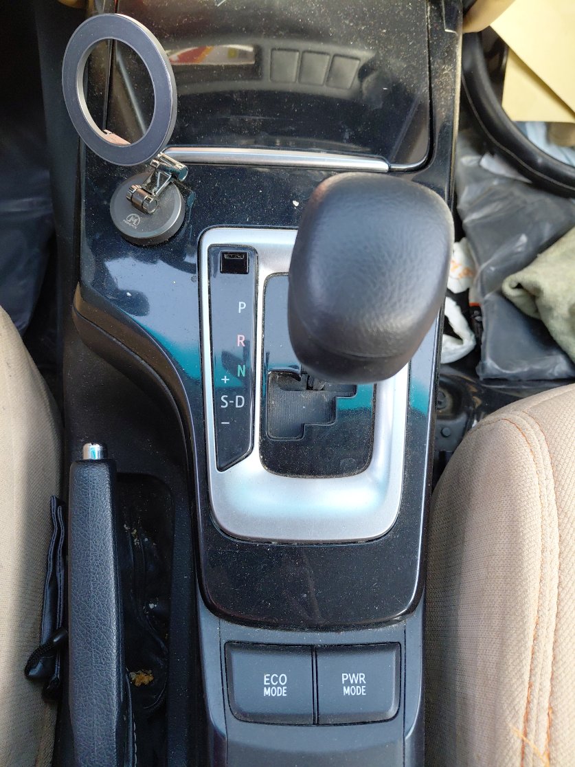 Toyota Fortuner GX2 SPORTS UTILITY 2021 image