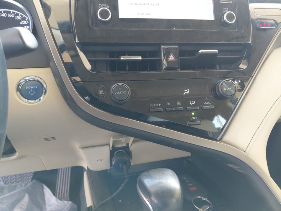 تويوتا كامري GLE HEV  2024 image