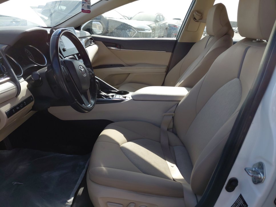 تويوتا كامري GLE HEV  2024 image