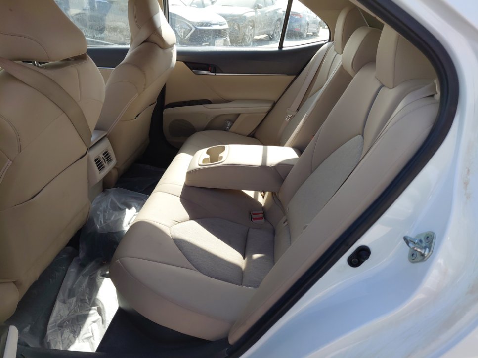 تويوتا كامري GLE HEV  2024 image