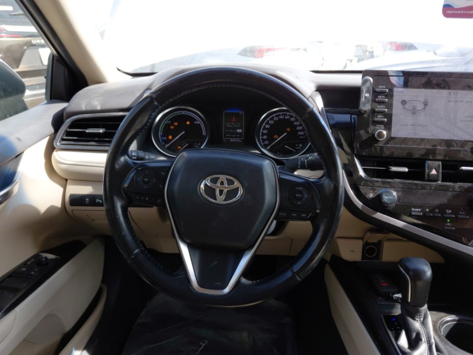 تويوتا كامري GLE HEV  2024 image