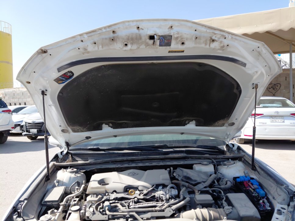 تويوتا كامري GLE HEV  2024 image