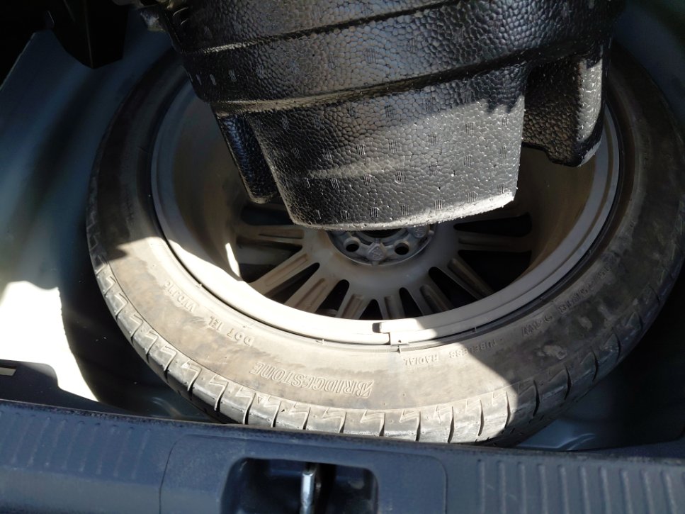 تويوتا كامري GLE HEV  2024 image