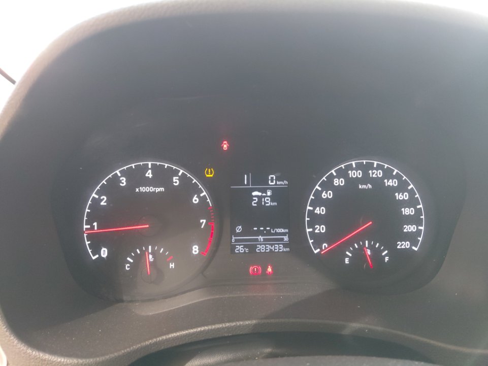 Hyundai Accent  GL  أساسي 2020 image