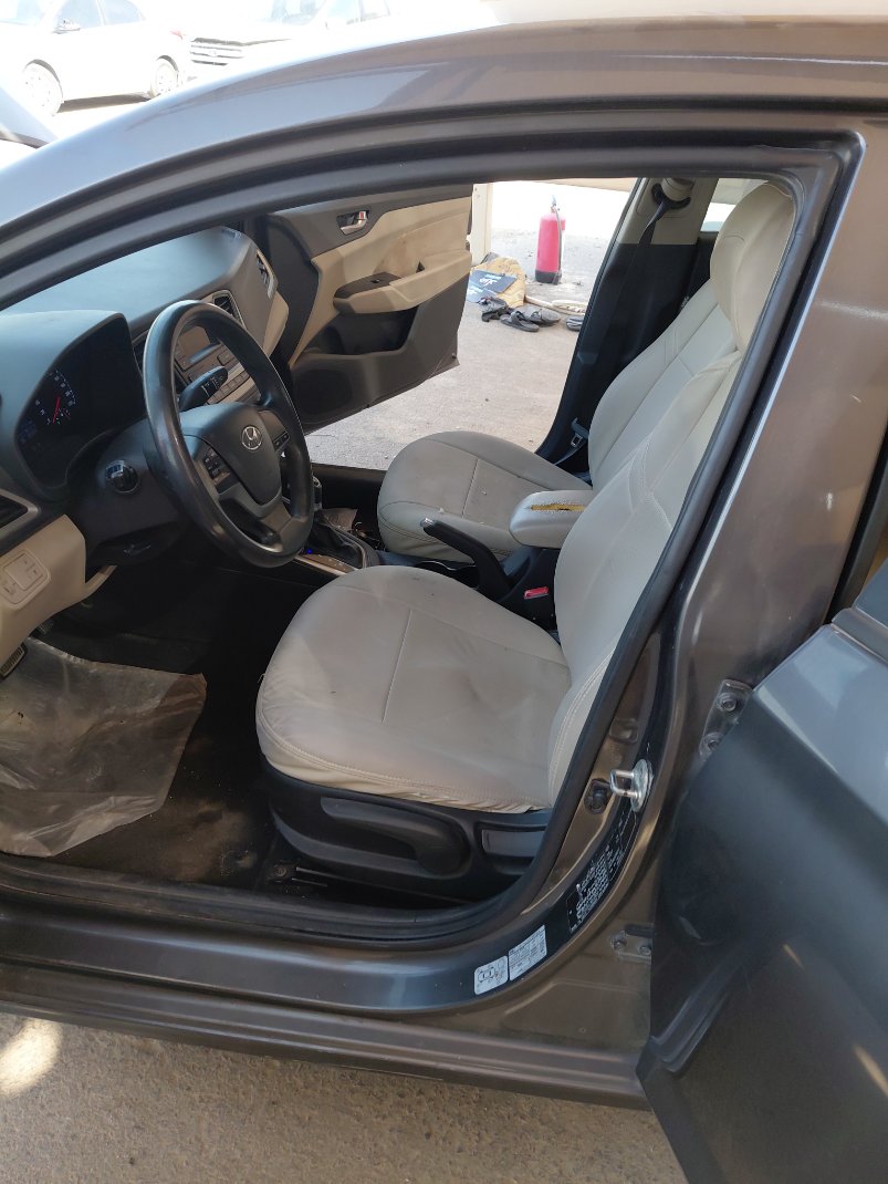 Hyundai Accent  GL  أساسي 2020 image