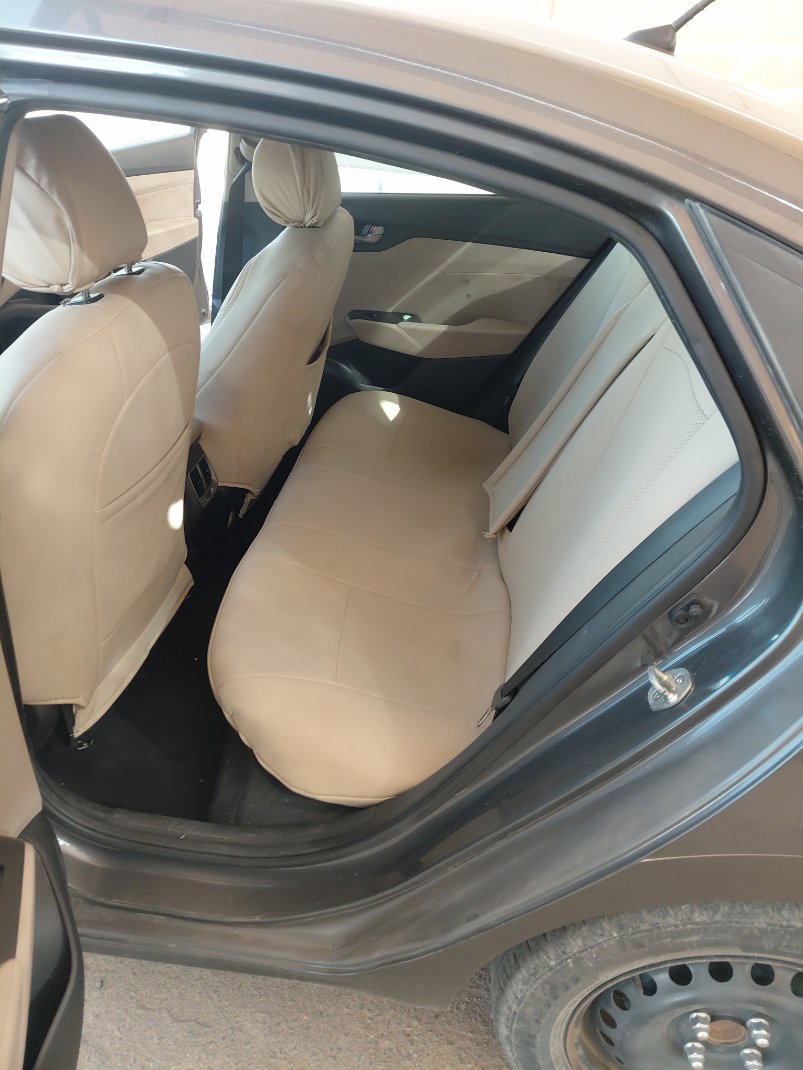 Hyundai Accent  GL  أساسي 2020 image