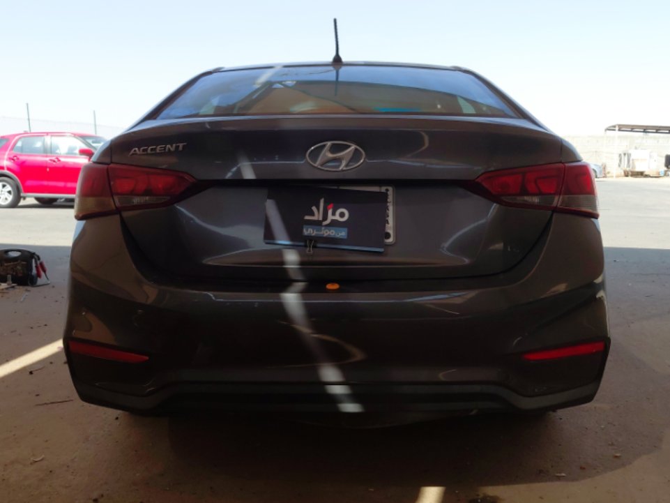Hyundai Accent  GL  أساسي 2020 image