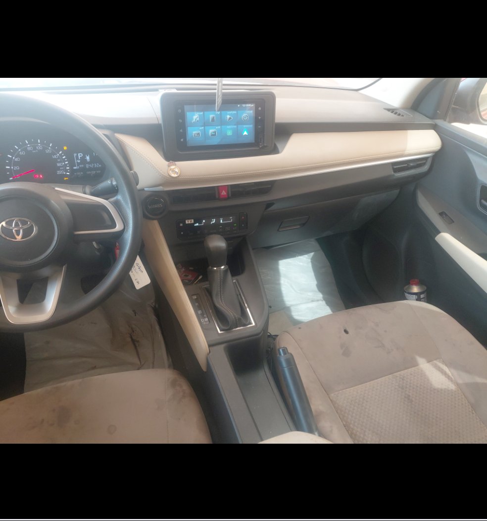 Toyota Yaris Y 2024 image