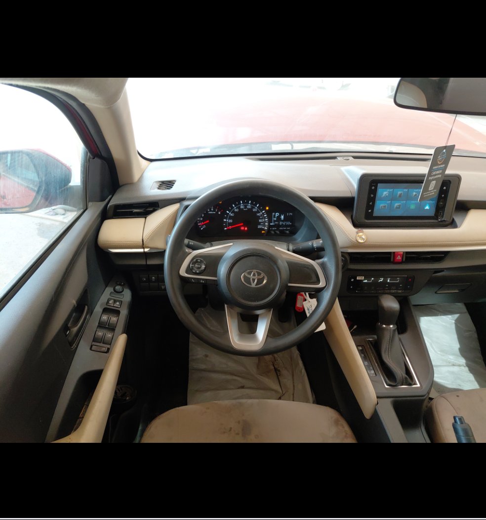 Toyota Yaris Y 2024 image