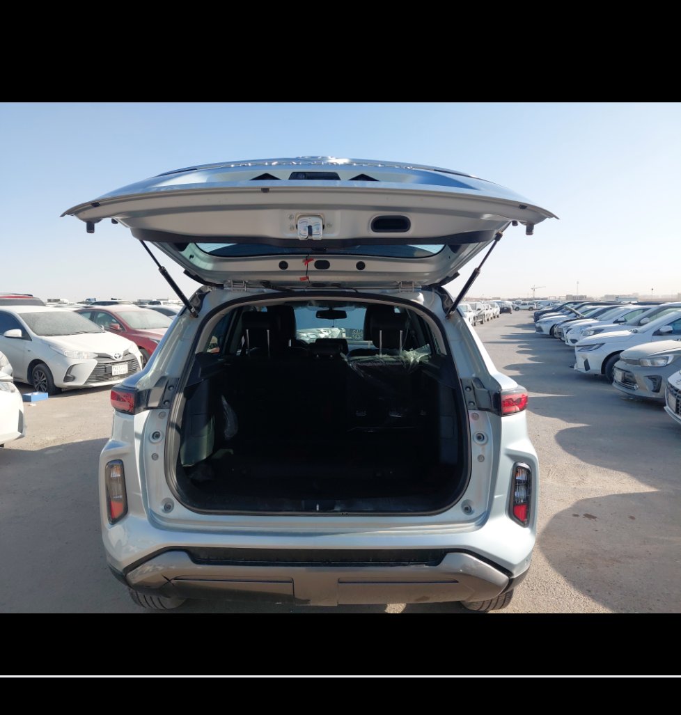 تويوتا اوربان كروز GLX 2024 image