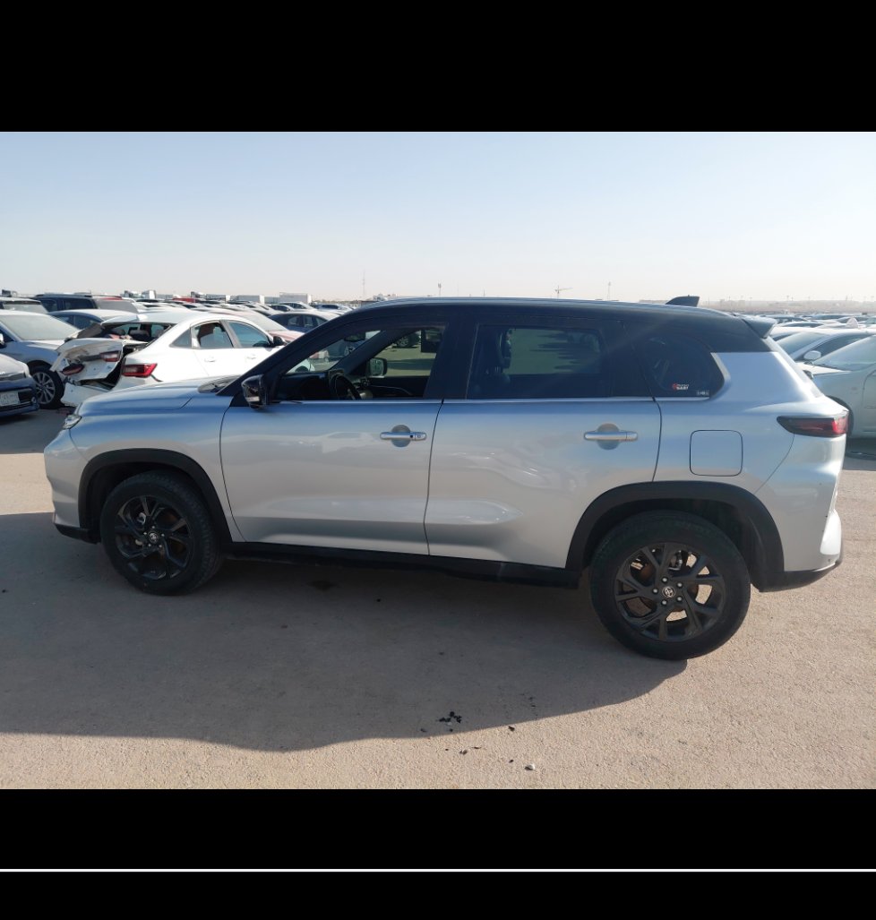 تويوتا اوربان كروز GLX 2024 image