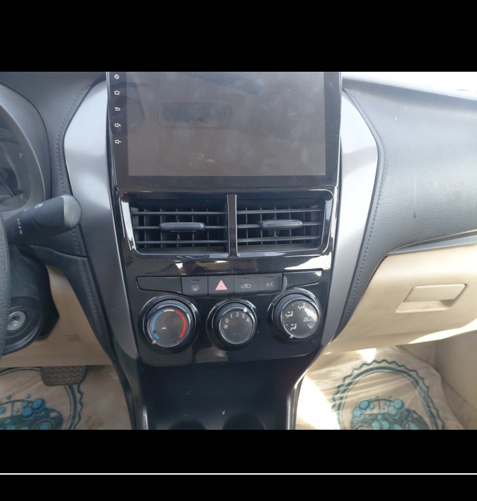 تويوتا يارس Y 2021 image