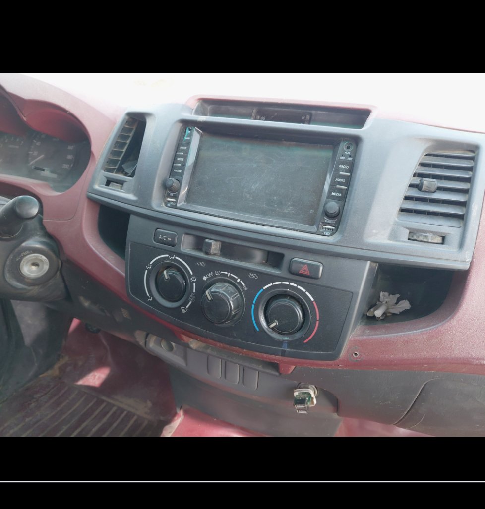 تويوتا هايلكس GL  2013 image