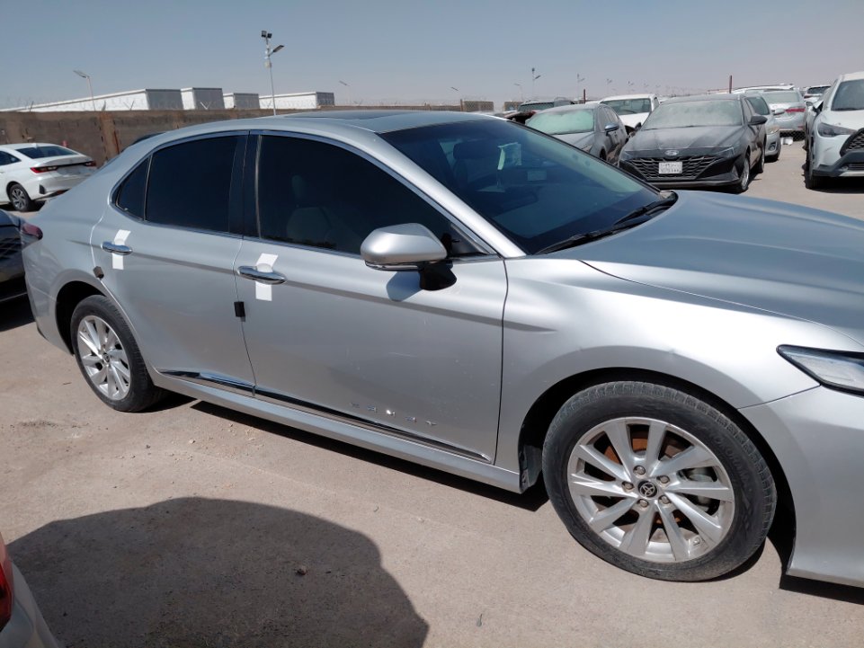 تويوتا كامري GLE 2023 image