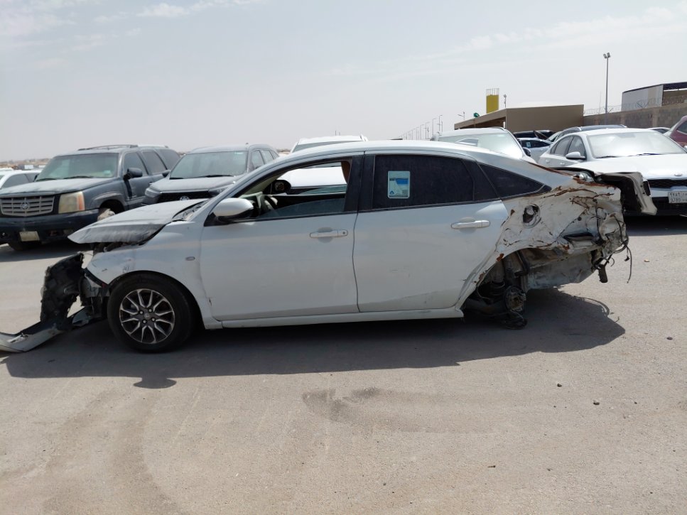 تويوتا يارس  Y  2023 image