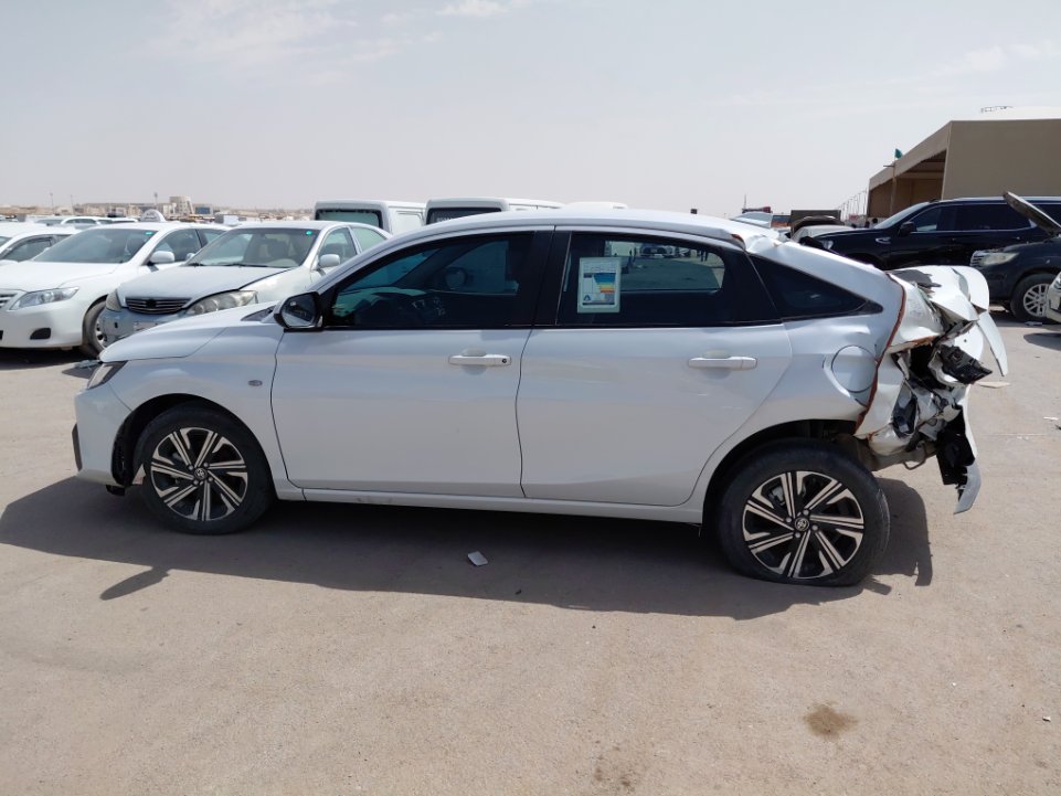 تويوتا يارس Y PLUS 2024 image