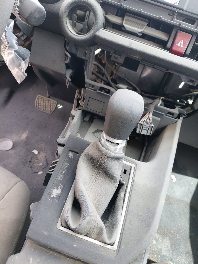 تويوتا يارس Y PLUS 2024 image