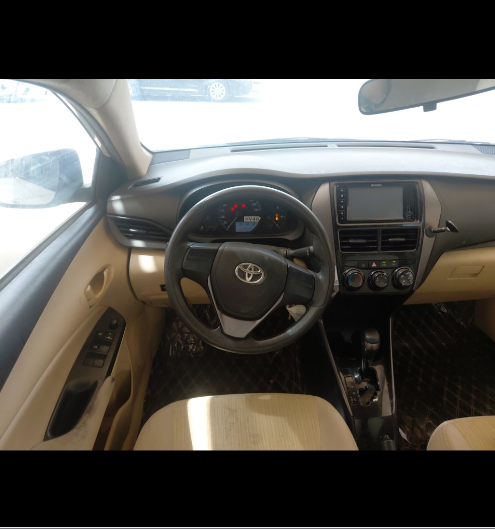 Toyota Yaris Y 2022 image
