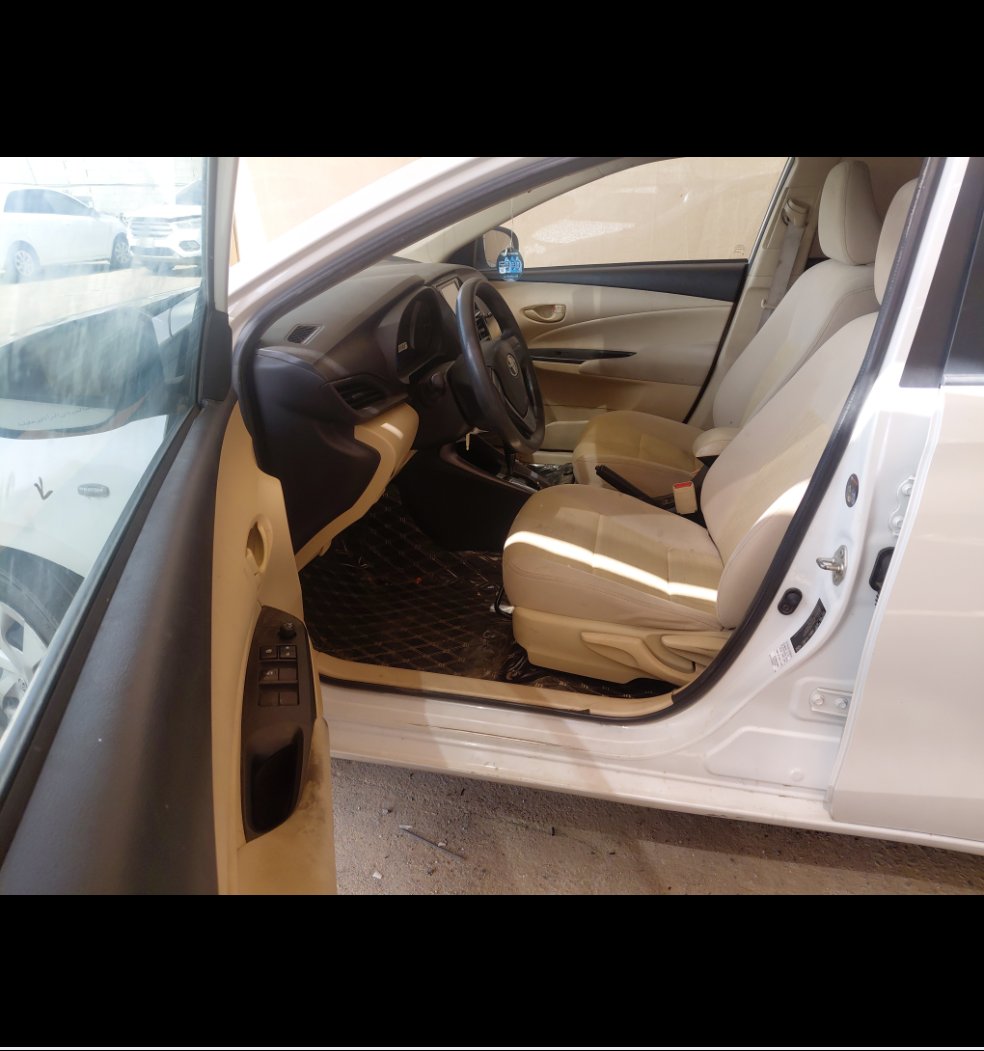 Toyota Yaris Y 2022 image