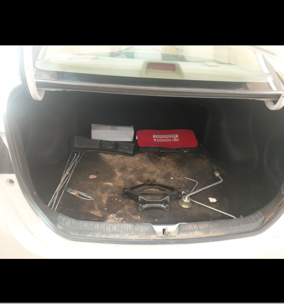 Toyota Yaris Y 2022 image