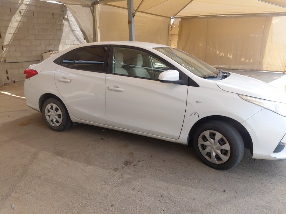 Toyota Yaris Y 2022 image