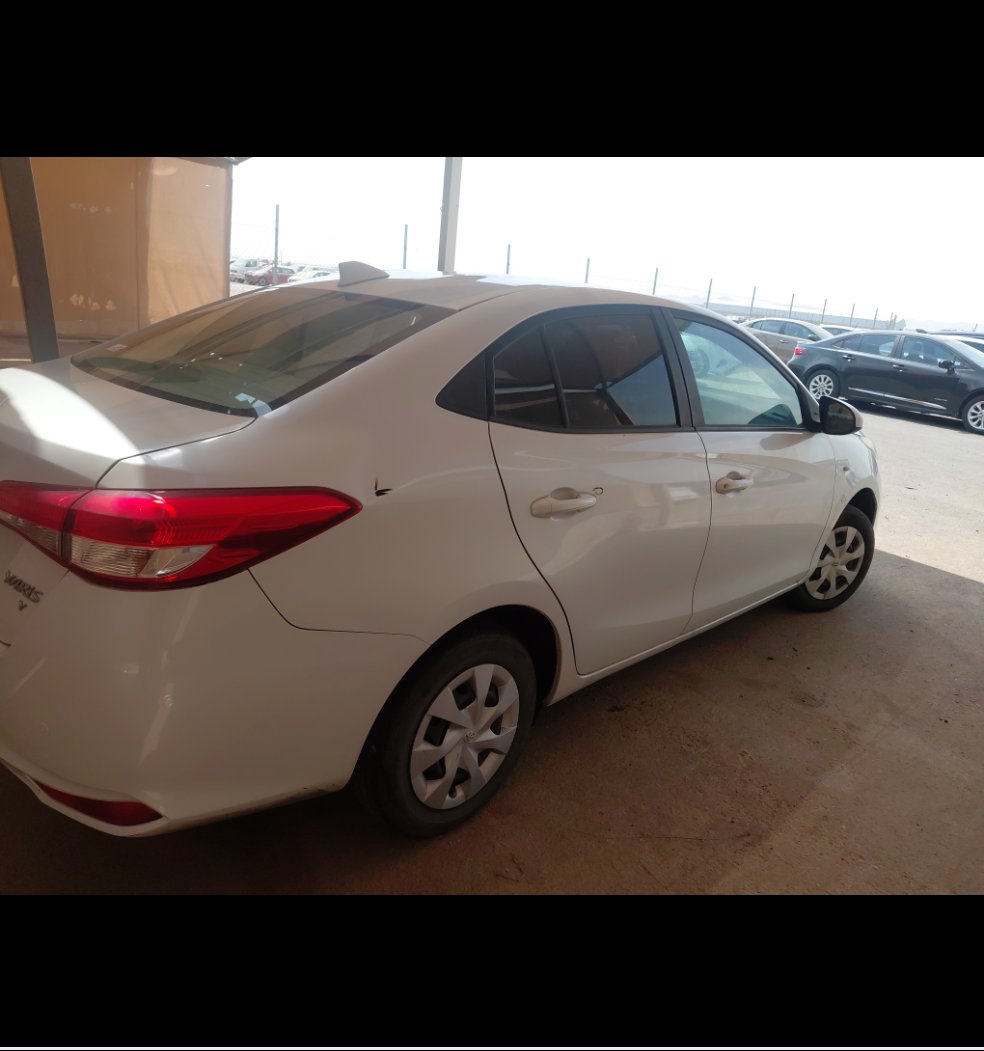 Toyota Yaris Y 2022 image