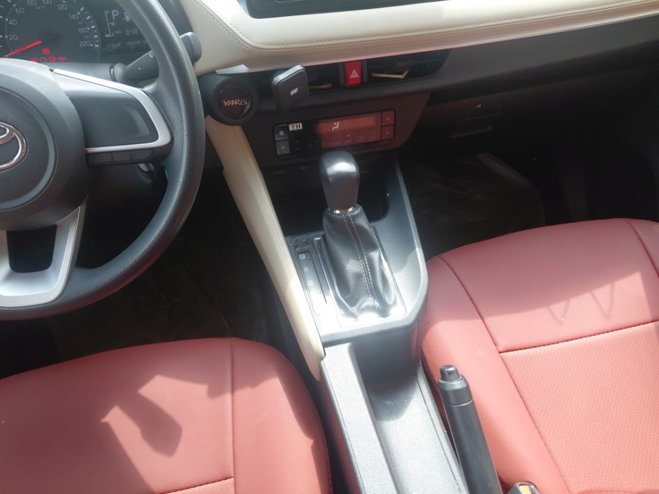 تويوتا يارس Y 2023 image