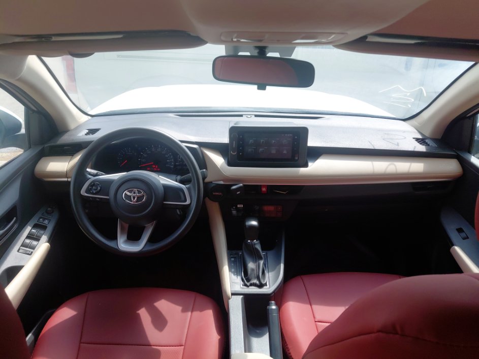 تويوتا يارس Y 2023 image