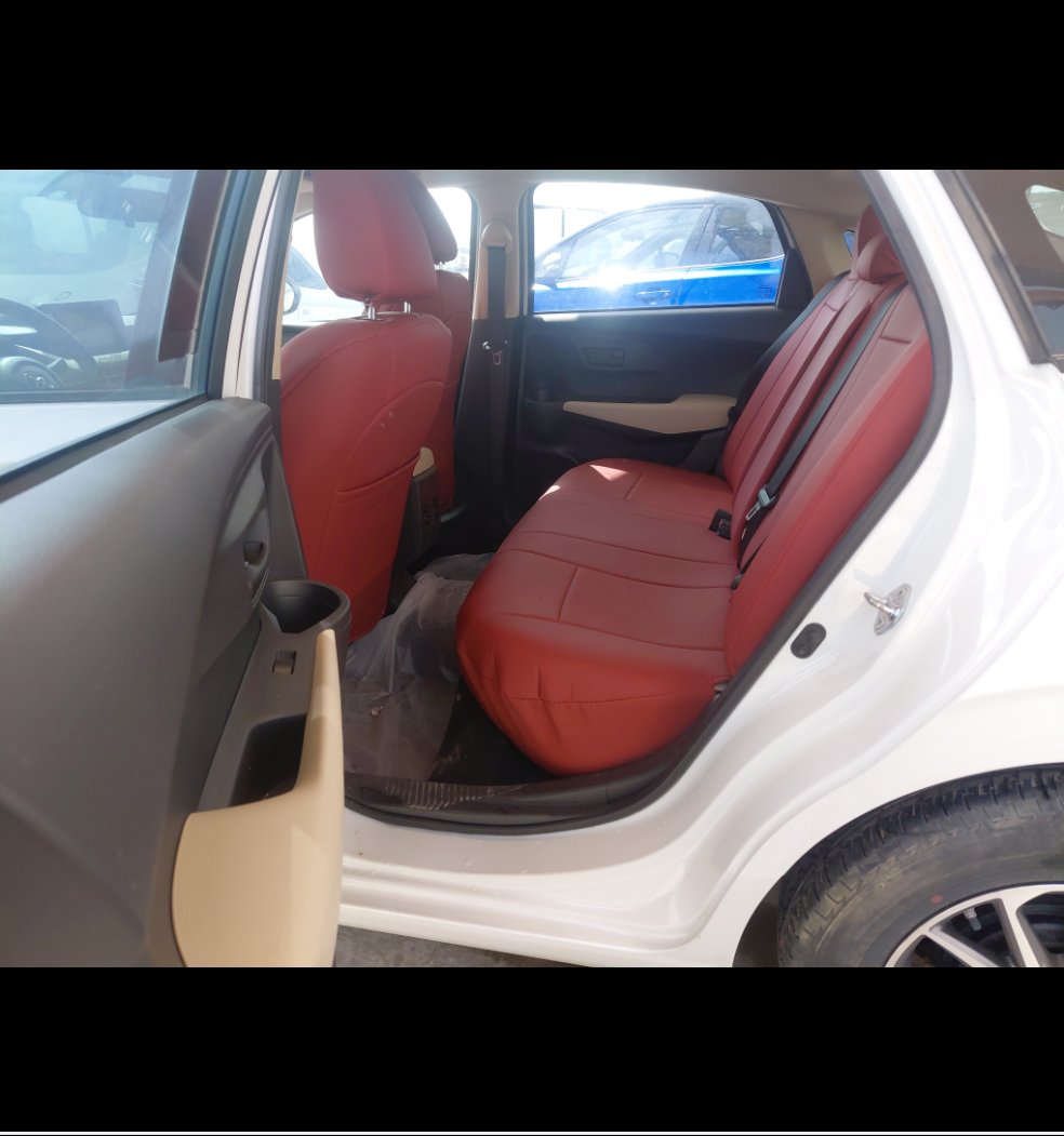 تويوتا يارس Y 2023 image