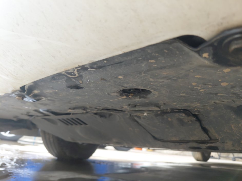 تويوتا يارس Y 2023 image